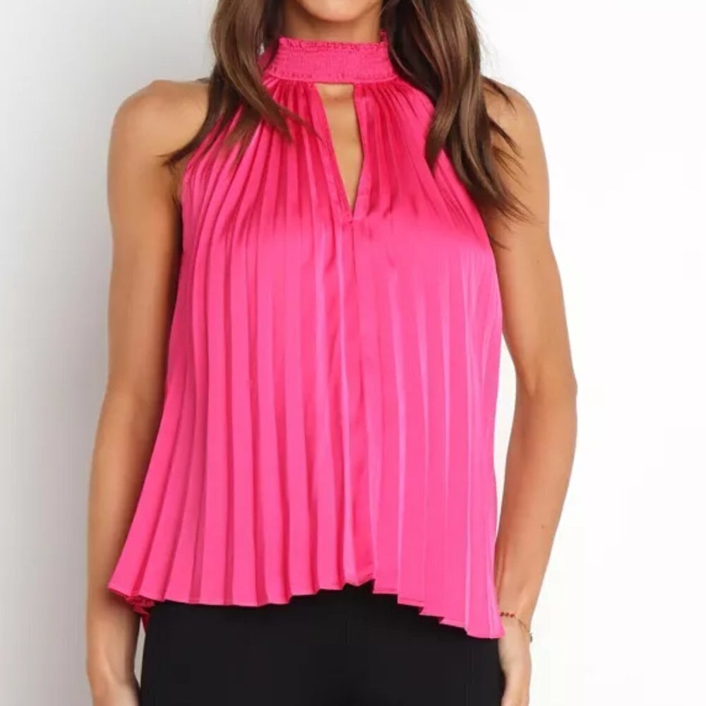 Petal and Pup Halter Sleeveless Pink Top Andrea, size 4